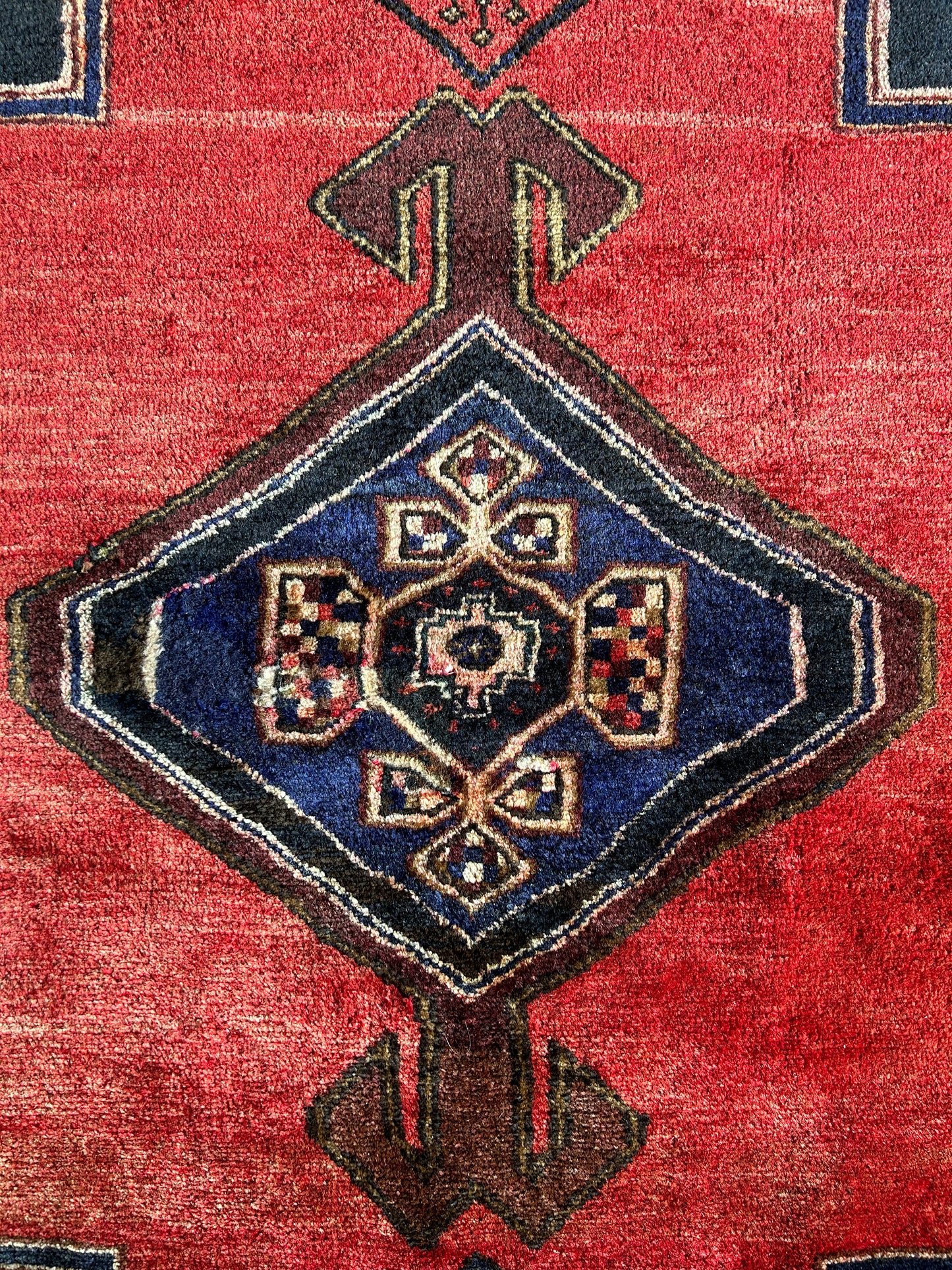 hand-knotted tribal shiraz rug